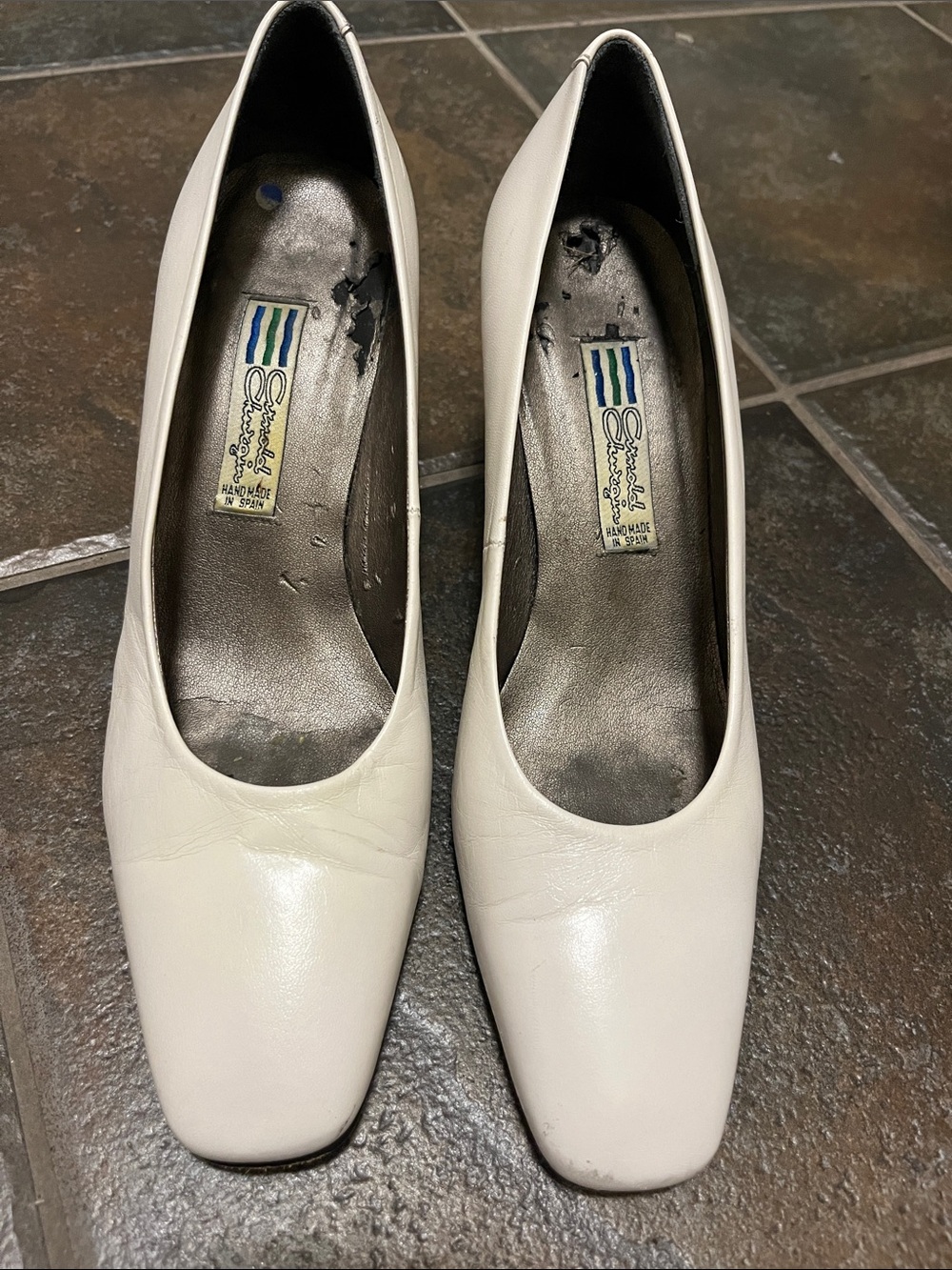 Arnold Churgin Classic White Leather Pumps Heels 8.5 White Ivory Vintage